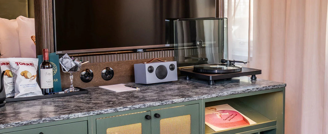 Hotel Fratelli chooses our speakers that matches their interior design.